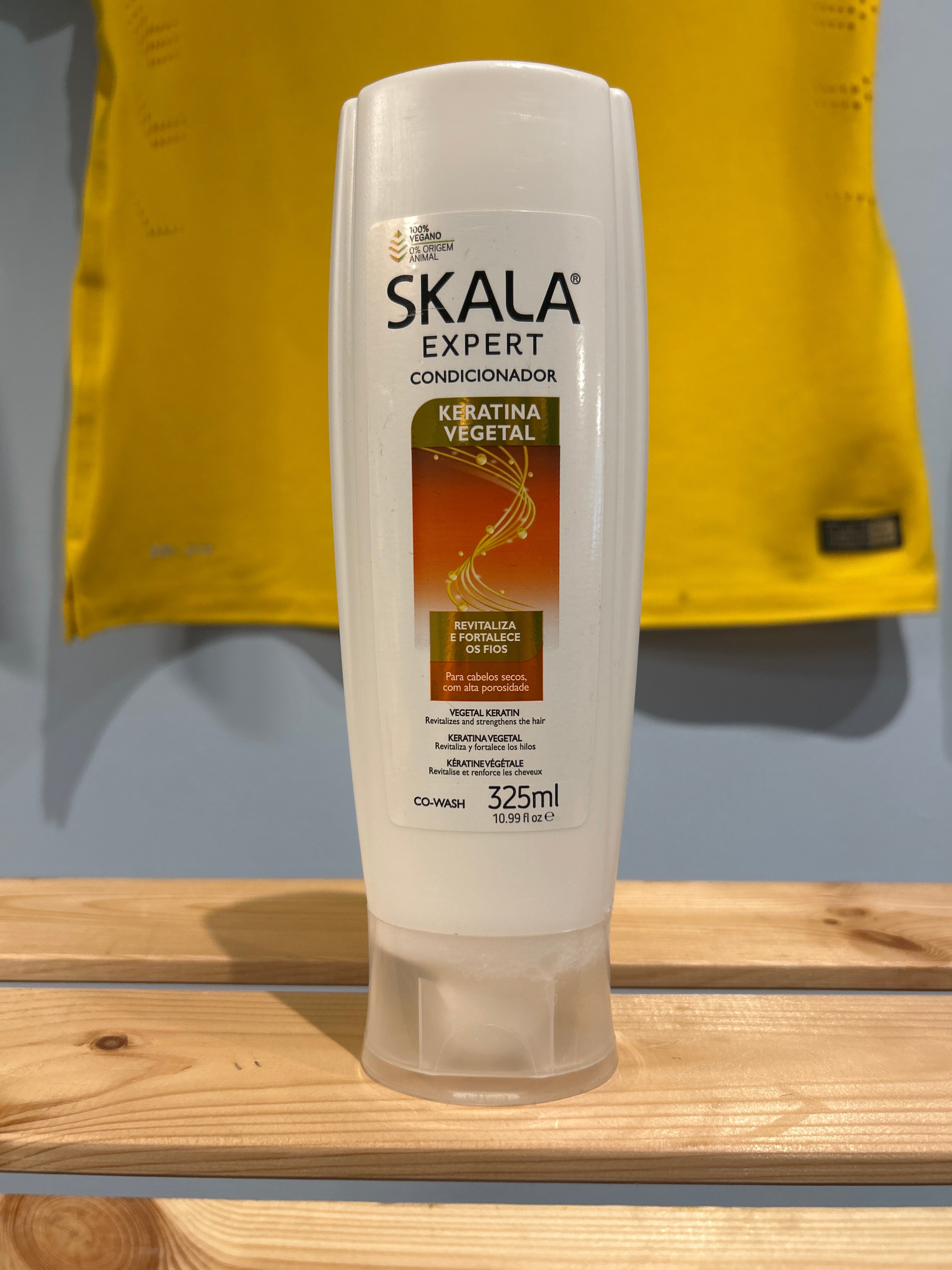 Balsamo Bomba di Vitamine Cheratina (Condizionatore Bomba di Vitamine Cheratina) - SKALA - 325ml
