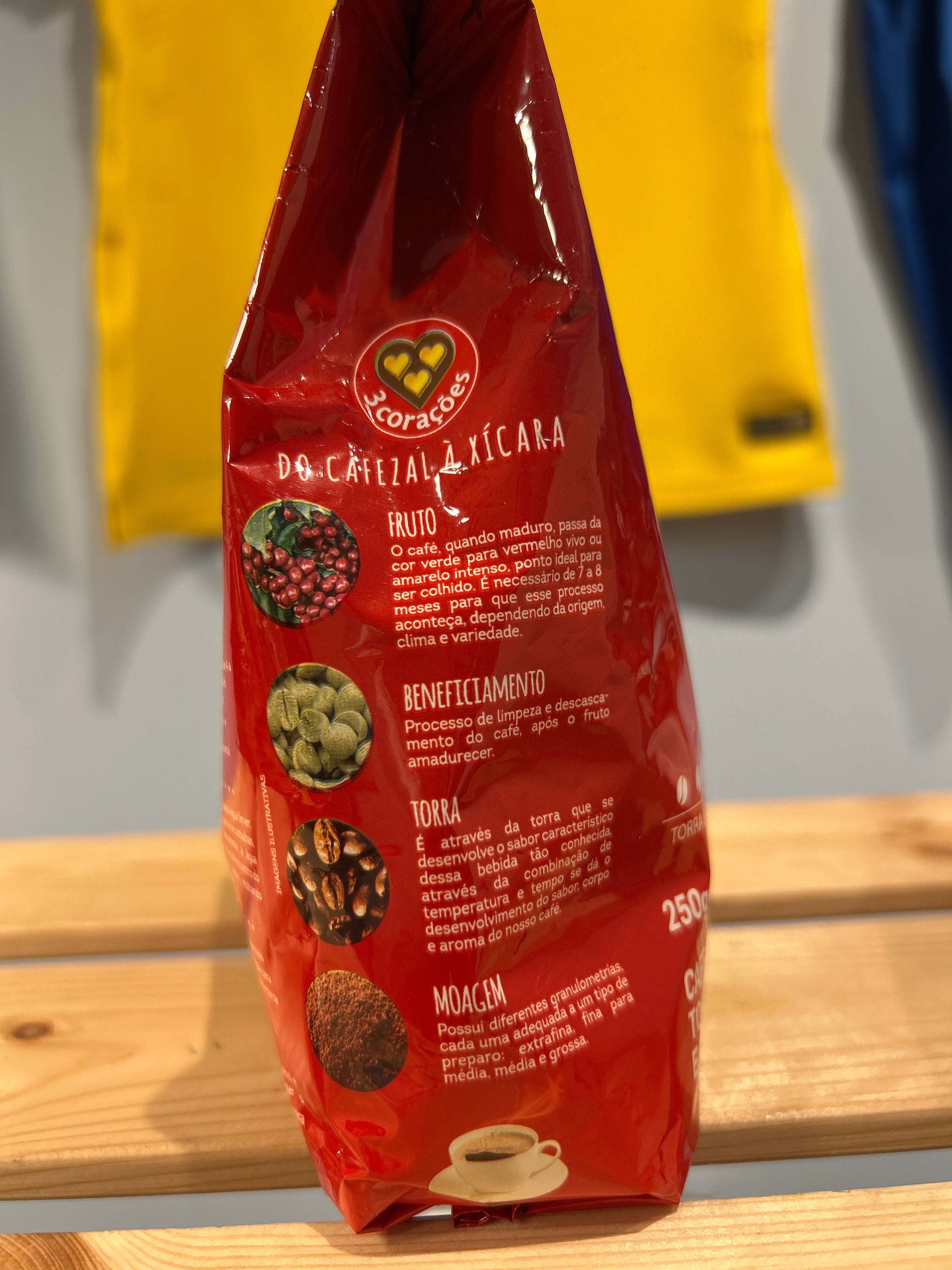 Café brésilien extra fort (Café extra fort) - TRÊS CORAÇÕES - 250g