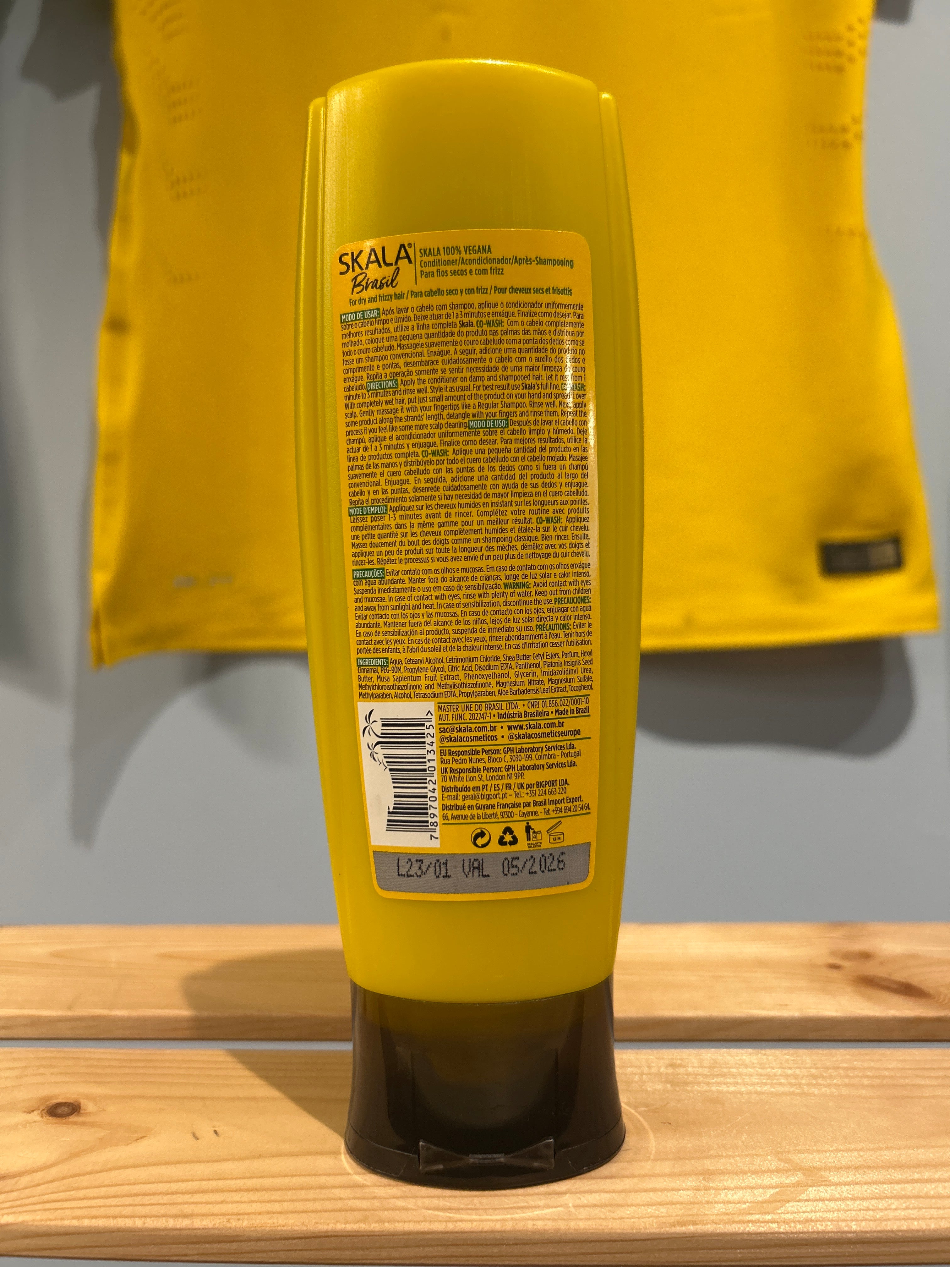Vitamin Bomb Banana Conditioner (Vitamin Bomb Banana Conditioner) - SKALA - 325ml