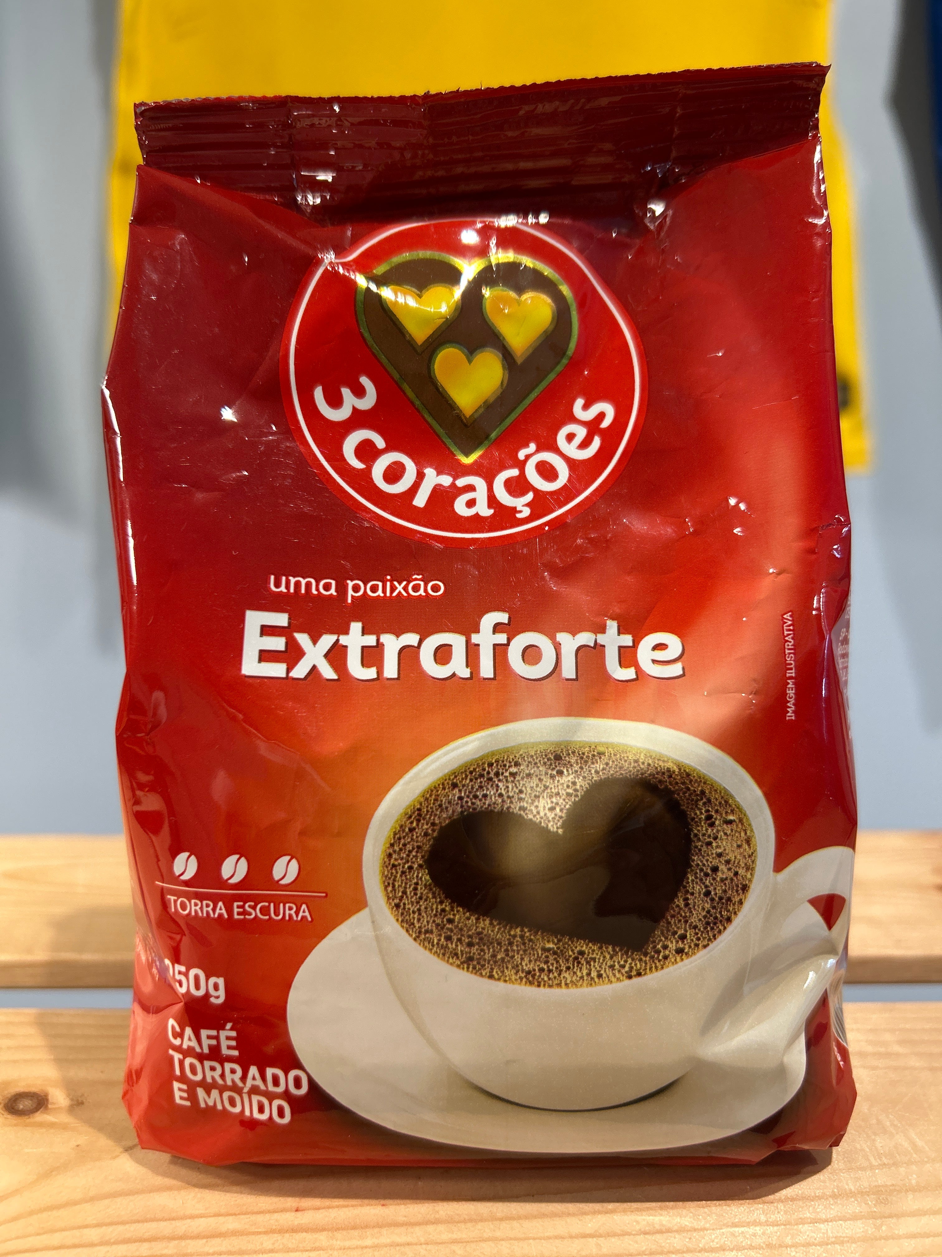 Café brésilien Extra fort (Café Extra Fort) - TROIS COEURS - 250g