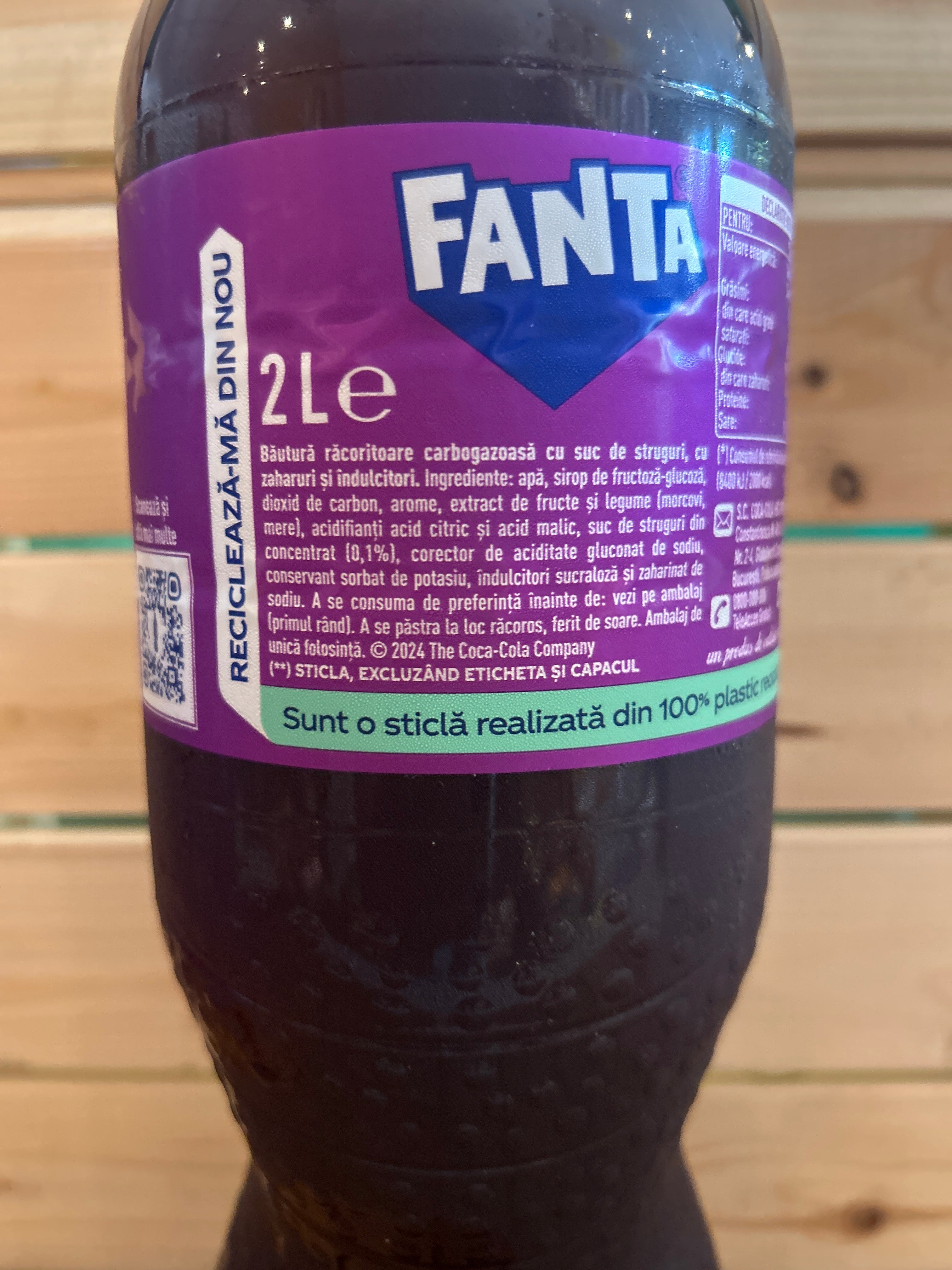Soda au raisin - FANTA (Boisson gazeuse au raisin) - FANTA - 2L