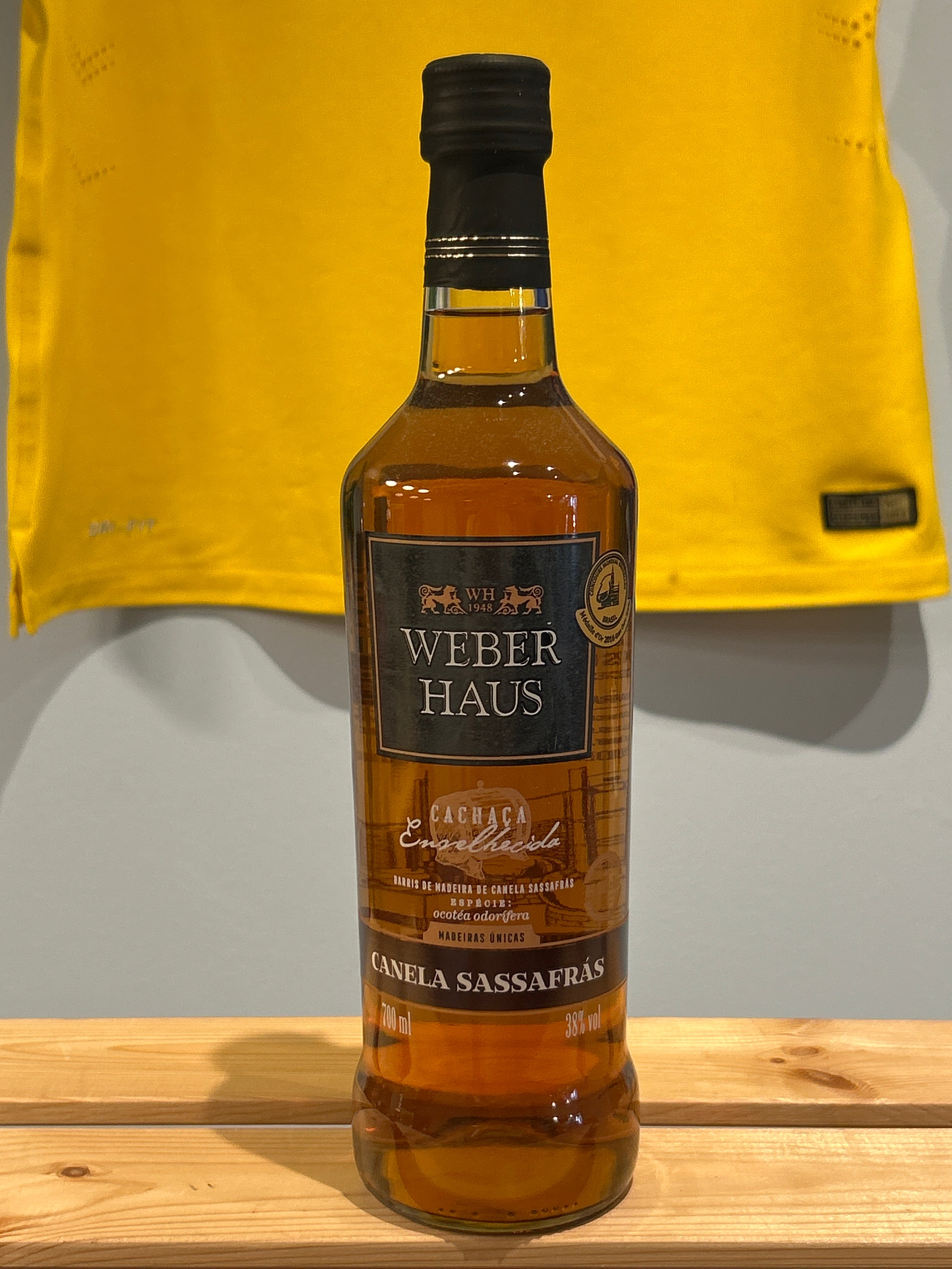 Cachaça Artigianale Canela Sassafrás - WEBER HAUS - 700ml