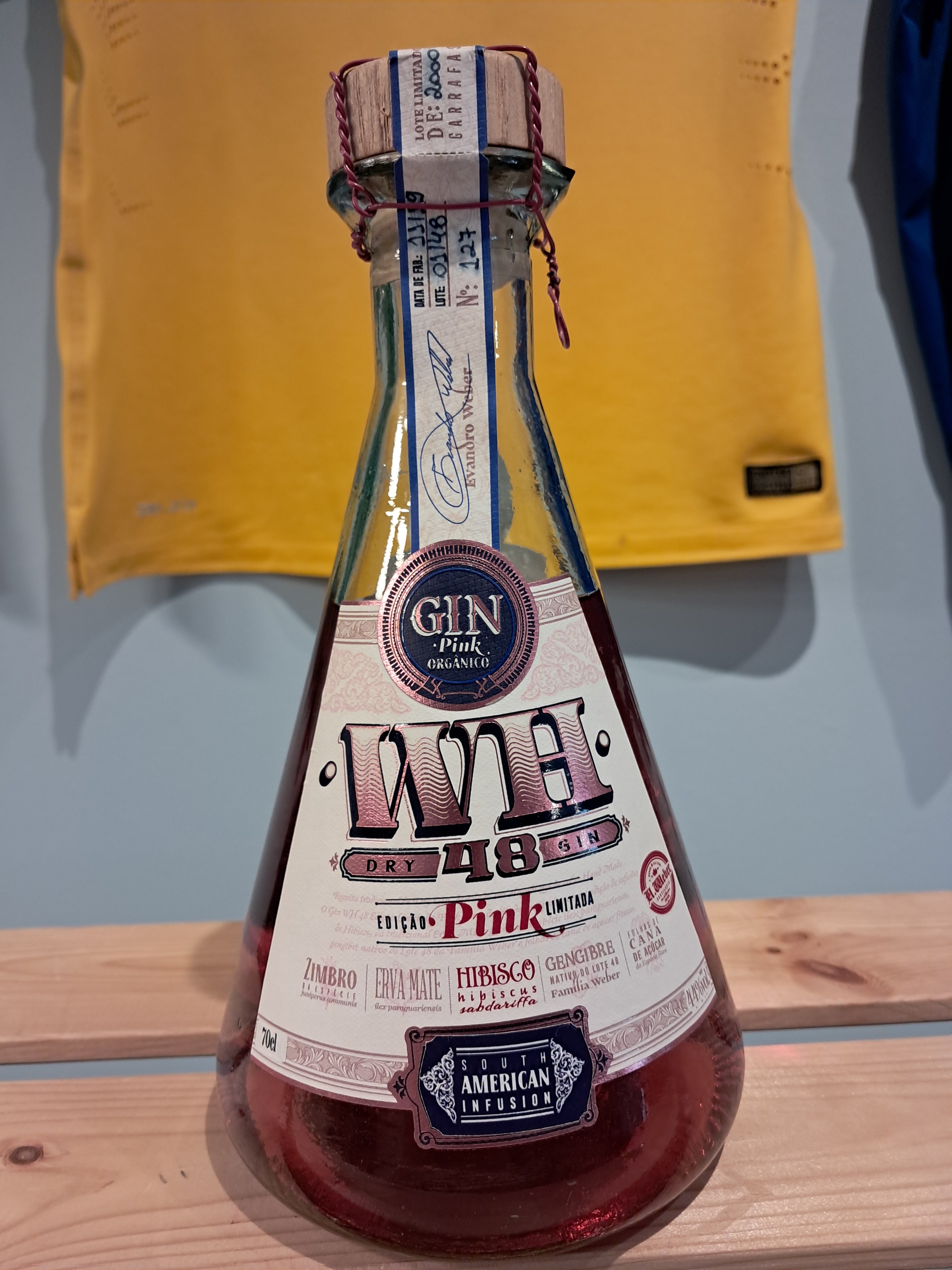Gin Artisanal Dry Pink (Gin Artisanal Dry Gin Pink) - WEBER HAUS - 700ml