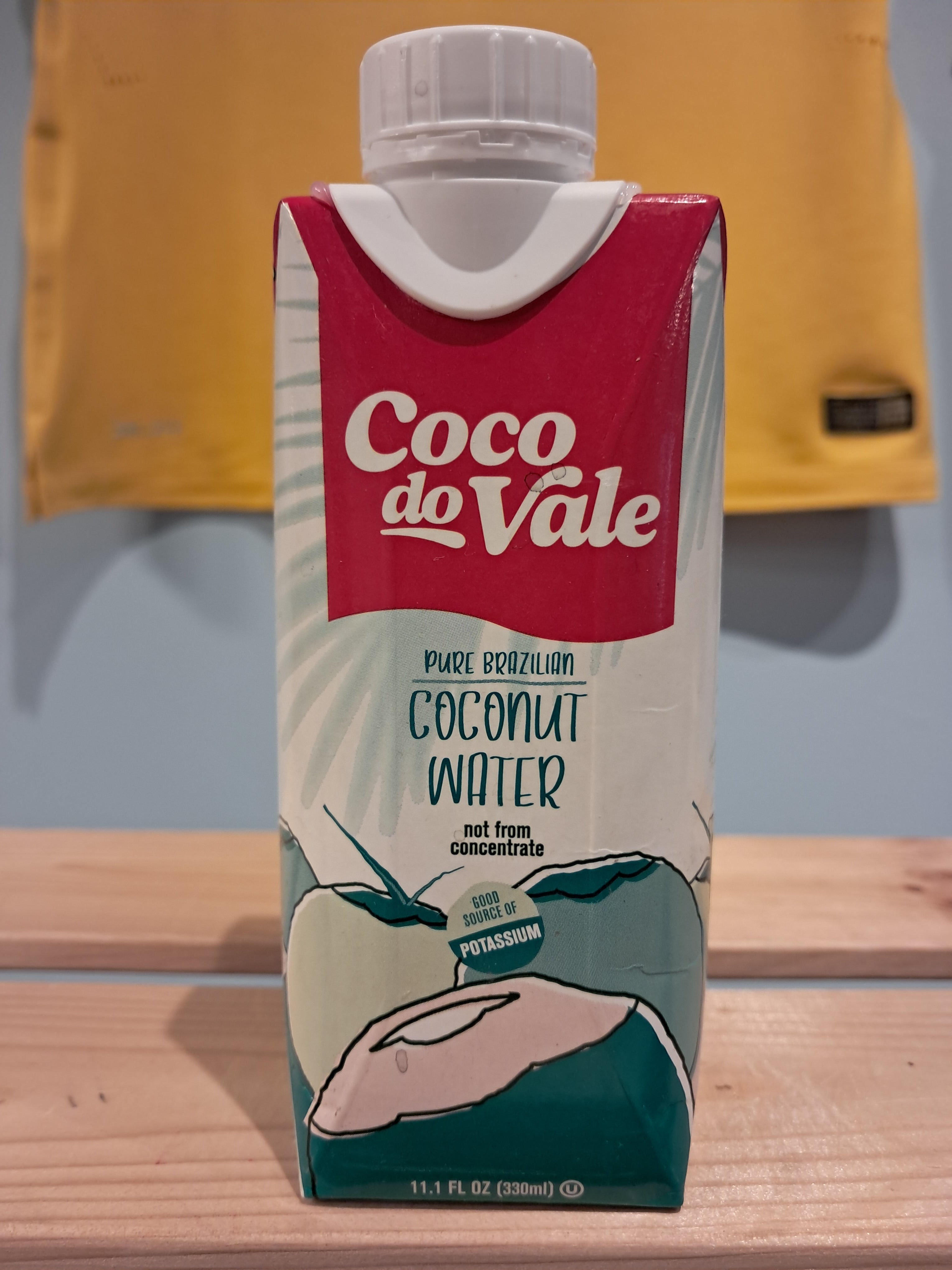 Coconut Water (Água de Coco) - COCO DO VALE - 330ml